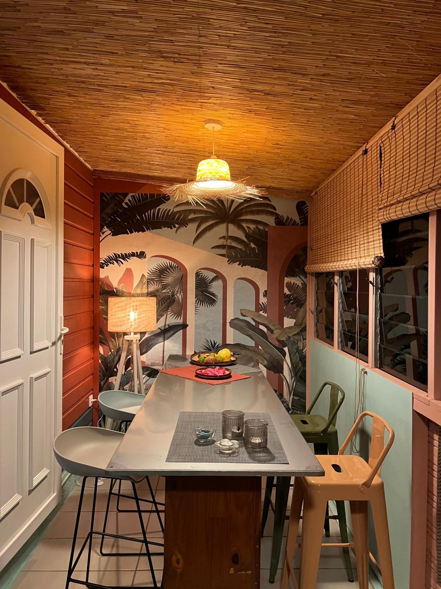 Villa Ti Moon, Entre Deux, Piscine Bilik gambar